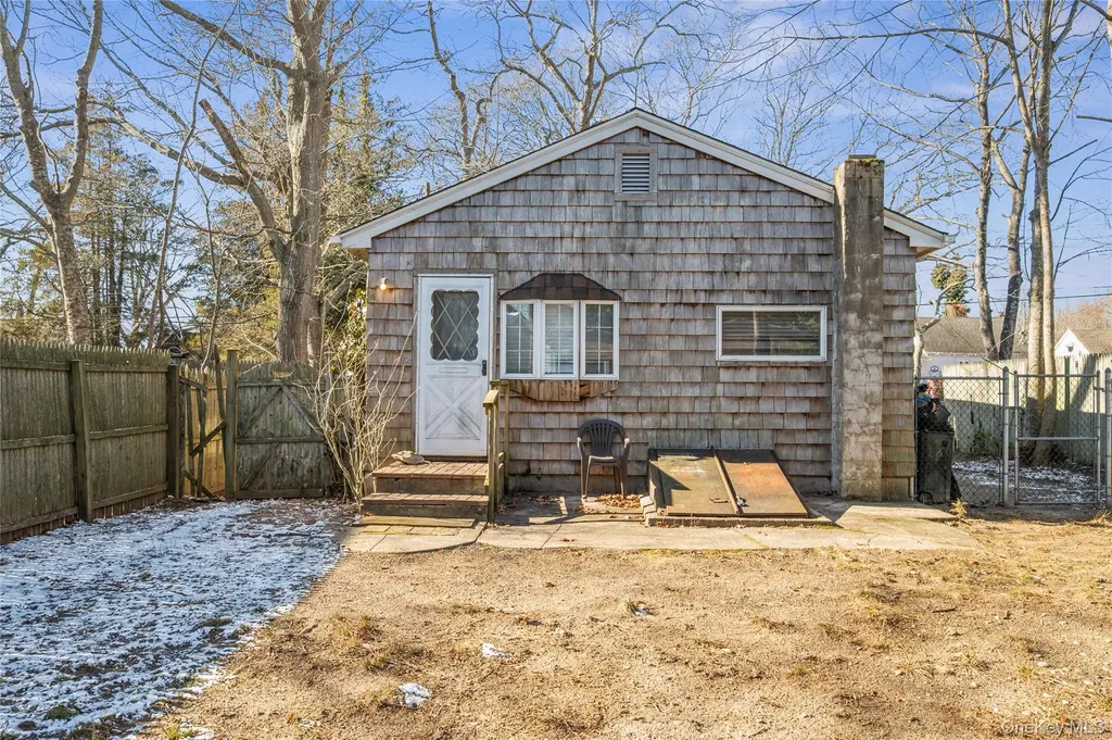 123 Lynbrook Drive Mastic Beach NY 11951