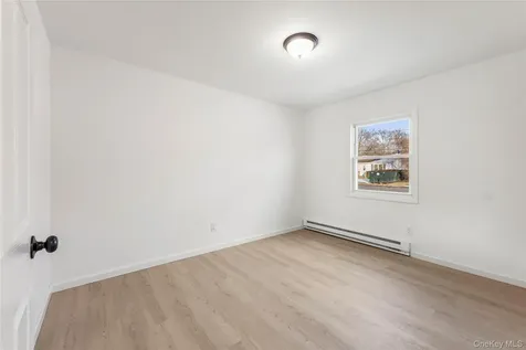 818 Meade Avenue Bellport NY 11713