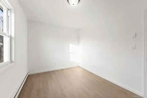 818 Meade Avenue Bellport NY 11713