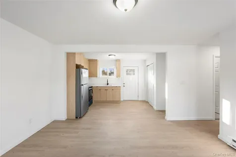 818 Meade Avenue Bellport NY 11713