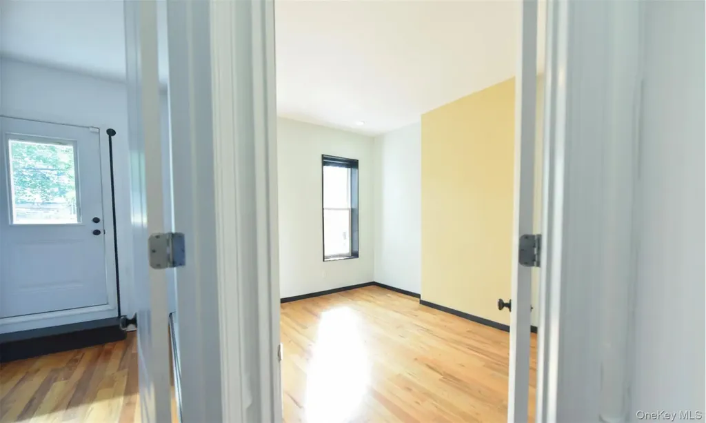255 Lincoln Avenue Brooklyn NY 11208