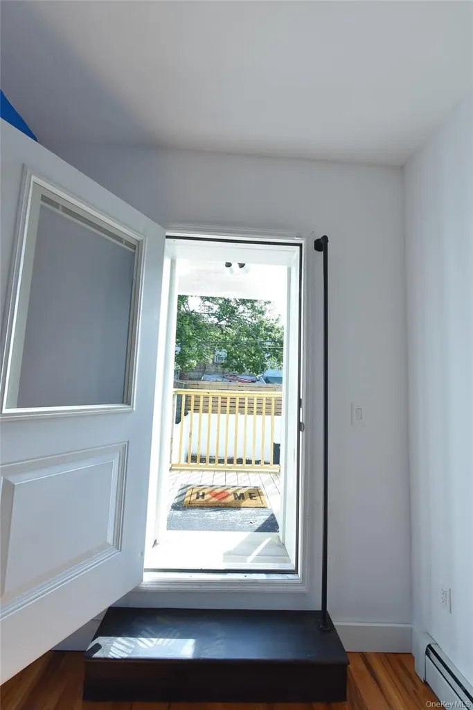 255 Lincoln Avenue Brooklyn NY 11208