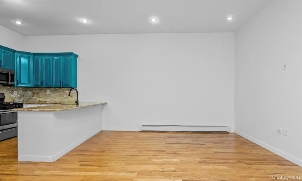 255 Lincoln Avenue Brooklyn NY 11208