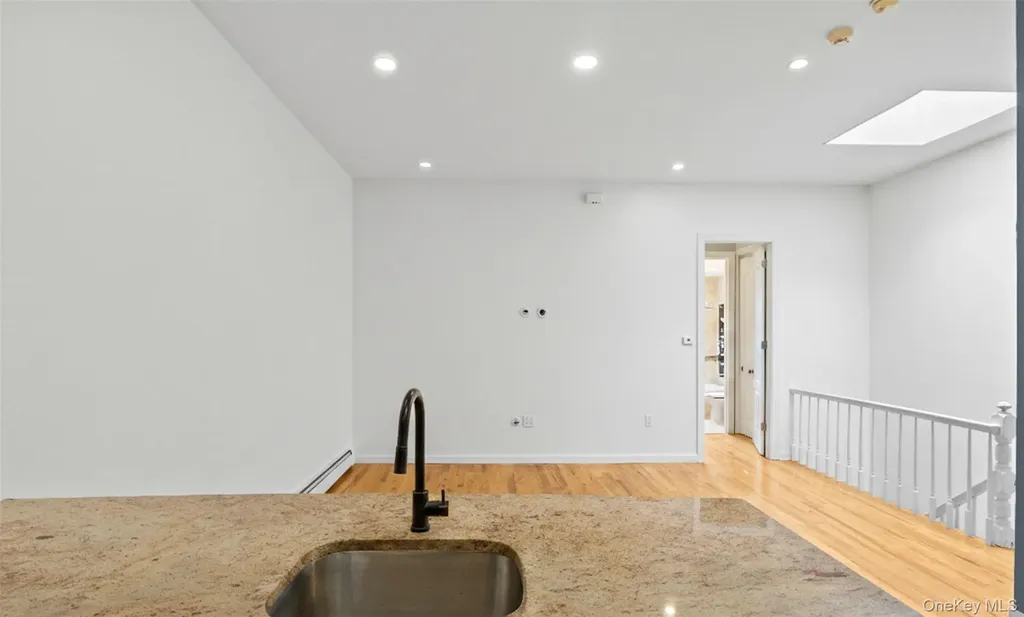 255 Lincoln Avenue Brooklyn NY 11208