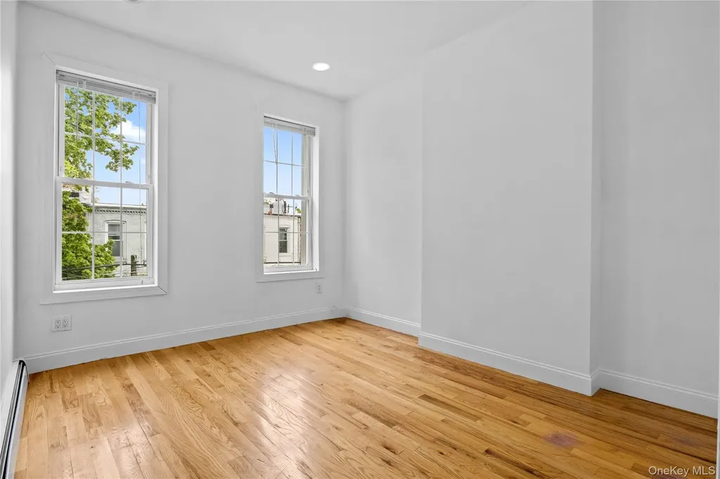 255 Lincoln Avenue Brooklyn NY 11208
