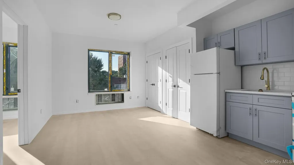 3530 Willett Avenue Bronx NY 10467