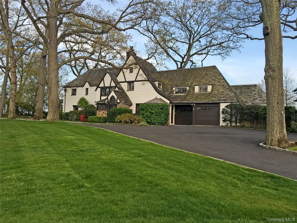 3 Cedar Island Larchmont NY 10538