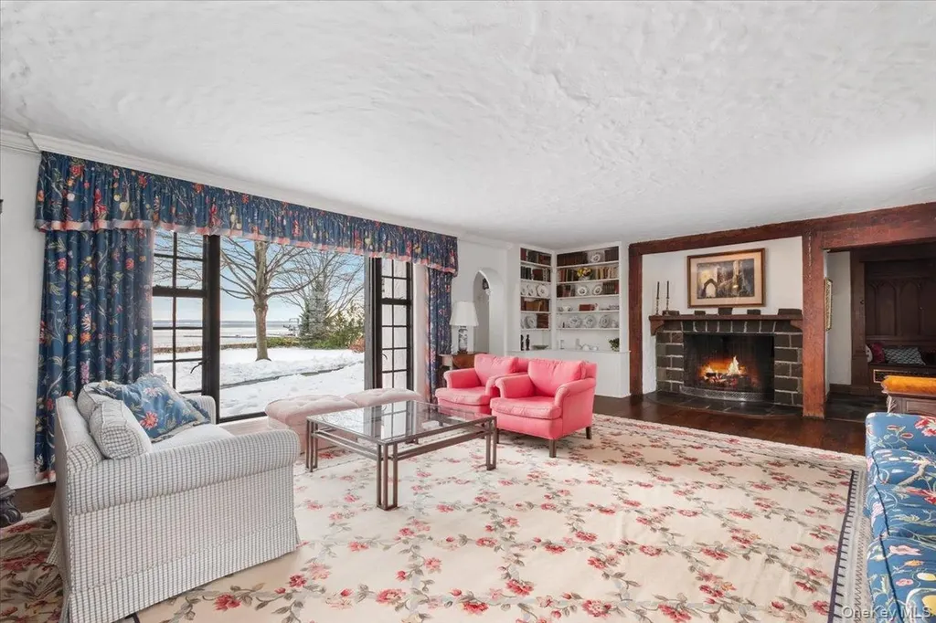 3 Cedar Island Larchmont NY 10538