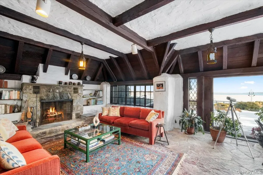 3 Cedar Island Larchmont NY 10538