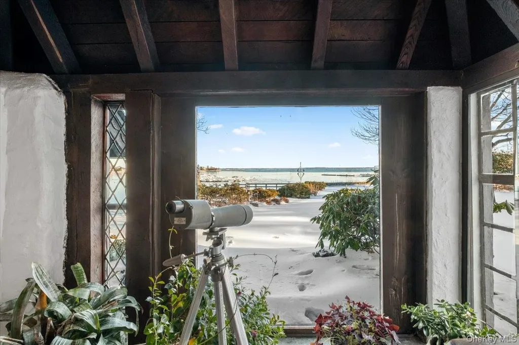 3 Cedar Island Larchmont NY 10538