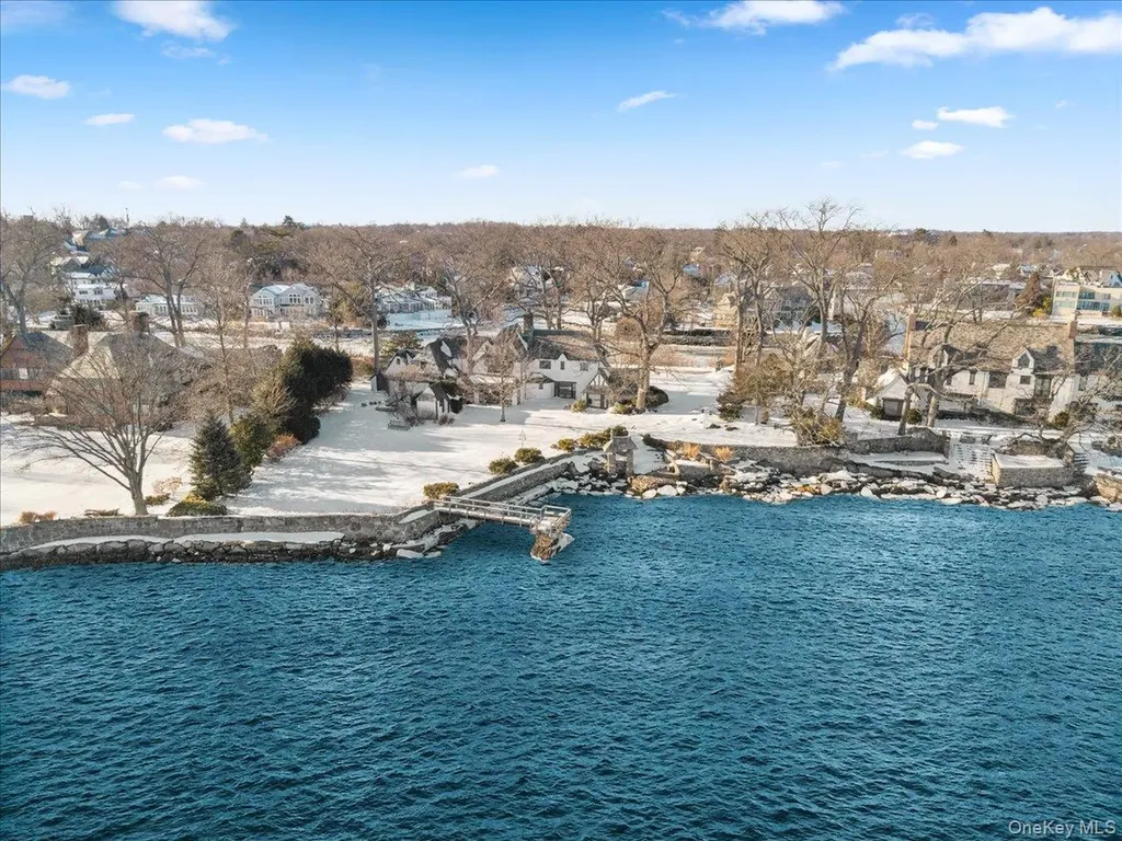 3 Cedar Island Larchmont NY 10538