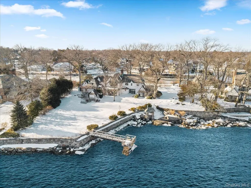 3 Cedar Island Larchmont NY 10538