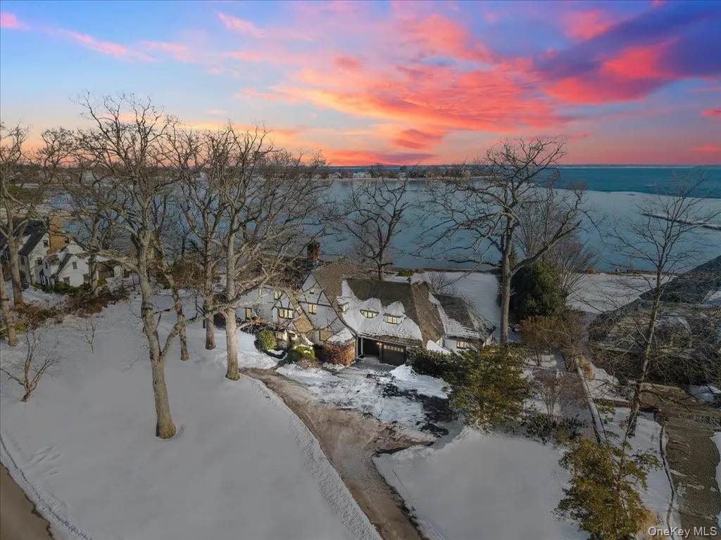 3 Cedar Island Larchmont NY 10538