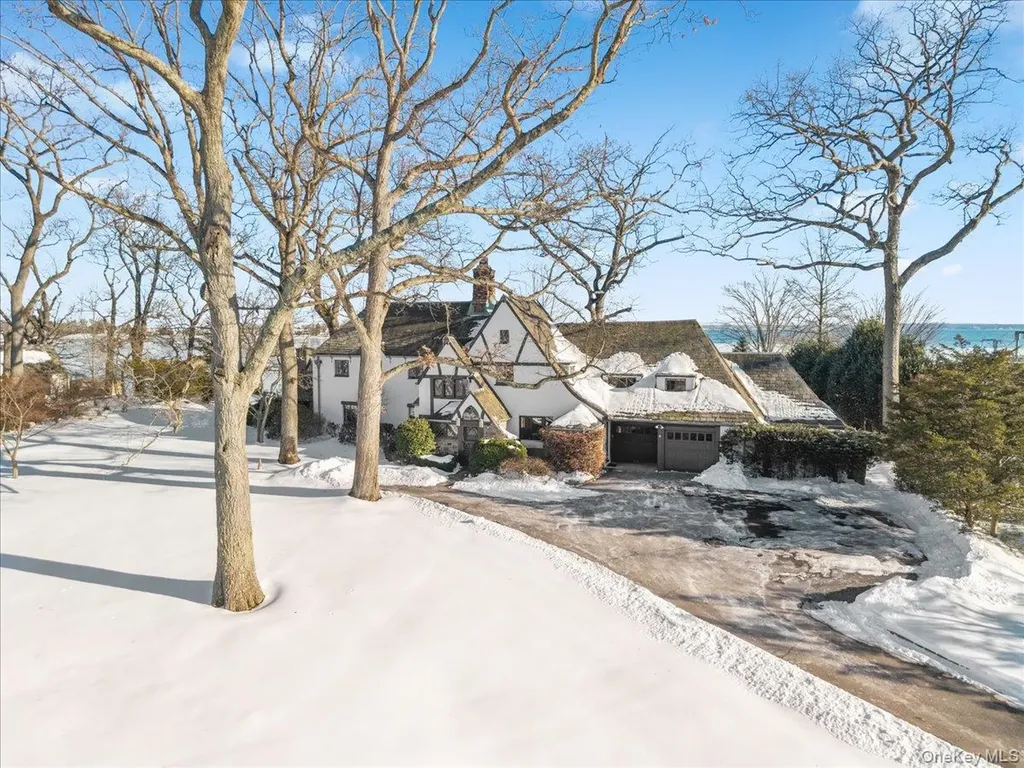 3 Cedar Island Larchmont NY 10538