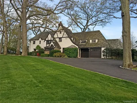 3 Cedar Island Larchmont NY 10538