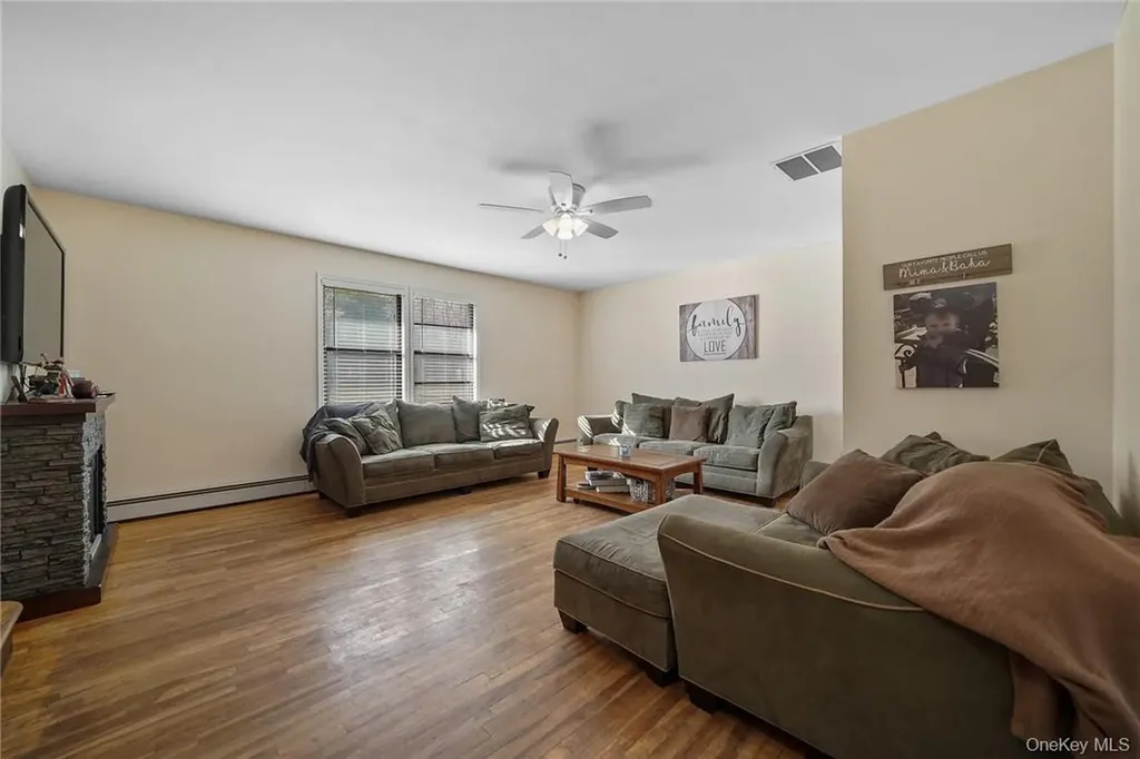 94 Peddler Hill Road Monroe NY 10950