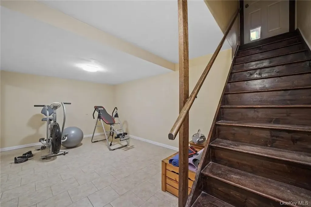 94 Peddler Hill Road Monroe NY 10950