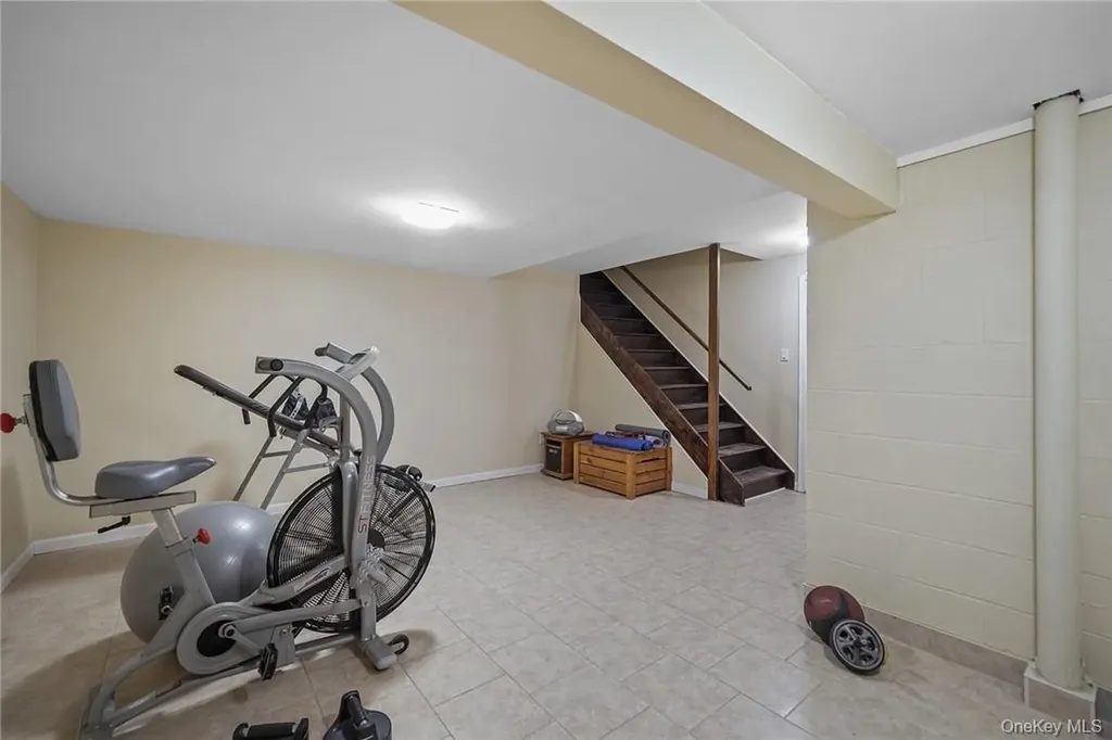 94 Peddler Hill Road Monroe NY 10950