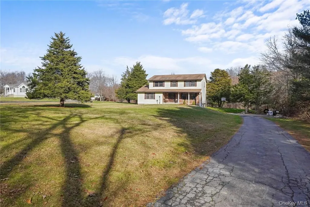 94 Peddler Hill Road Monroe NY 10950