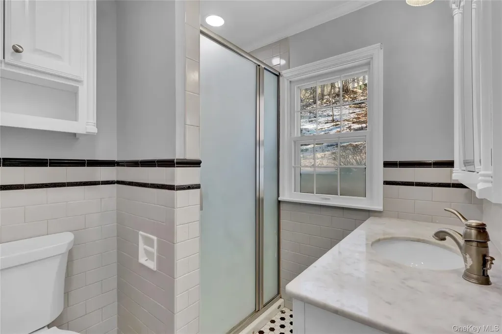 81 Oakside Road Smithtown NY 11787