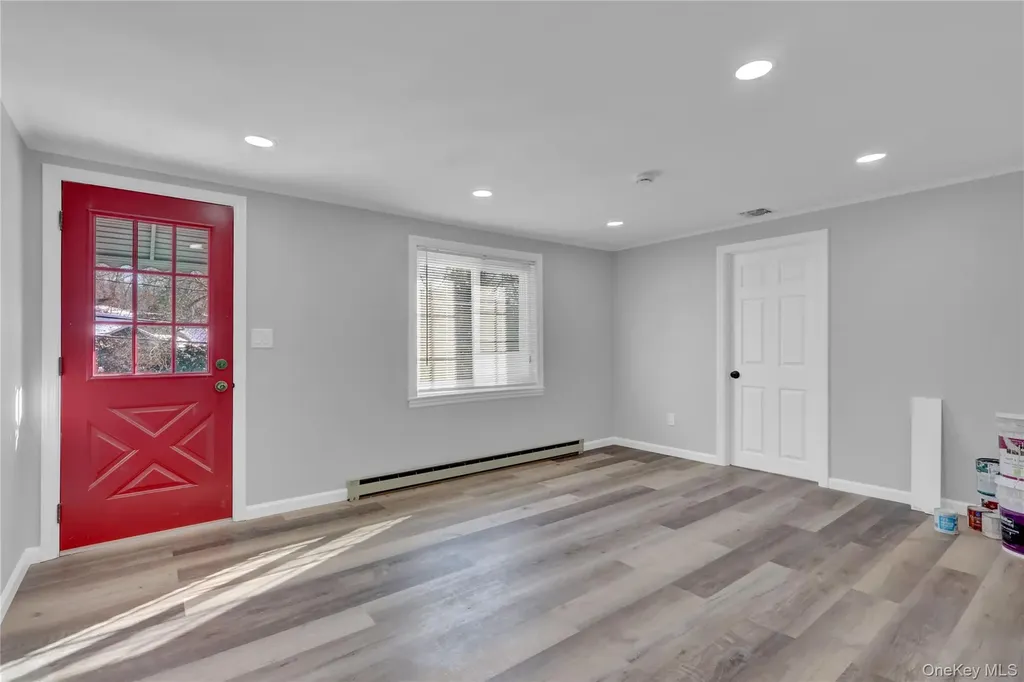 81 Oakside Road Smithtown NY 11787