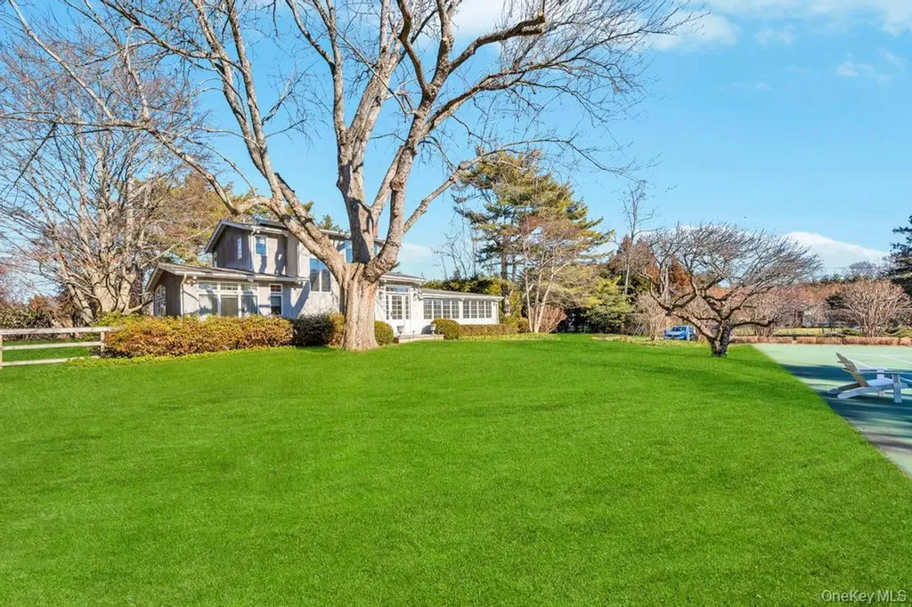 1 Cooper Lane Quogue NY 11959