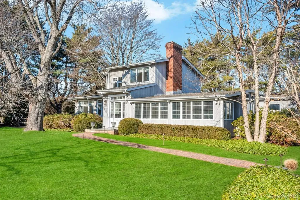 1 Cooper Lane Quogue NY 11959