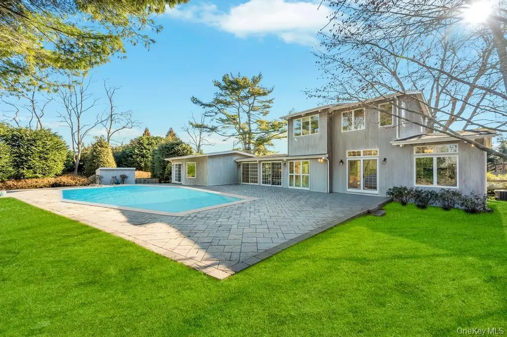 1 Cooper Lane Quogue NY 11959