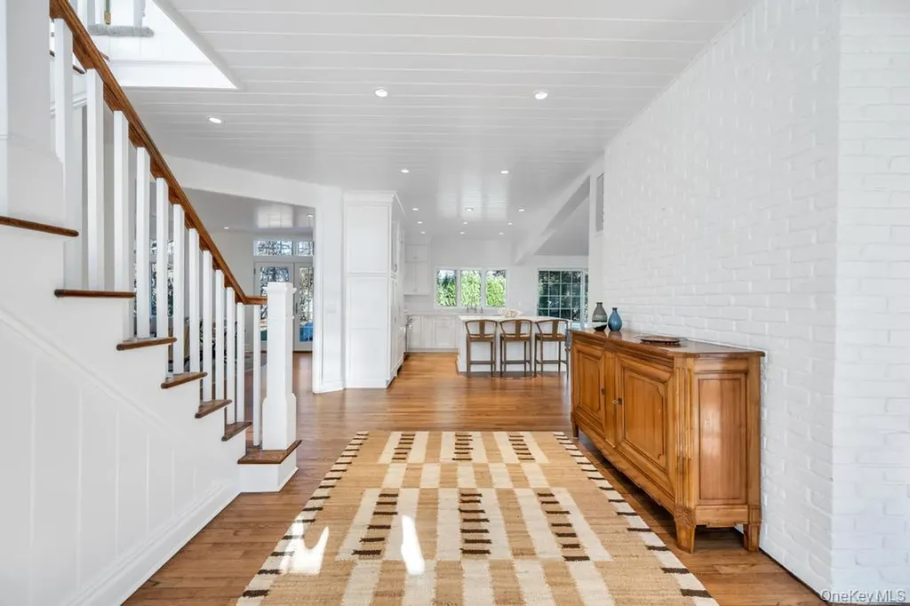 1 Cooper Lane Quogue NY 11959