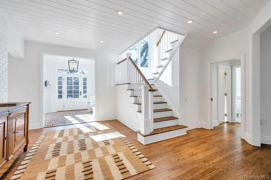 1 Cooper Lane Quogue NY 11959