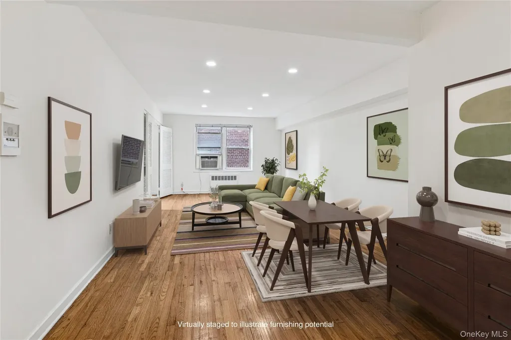 72-10 112th Street Forest Hills NY 11375