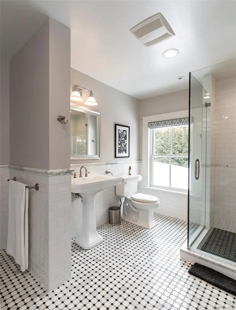 32 Tallman Avenue Nyack NY 10960