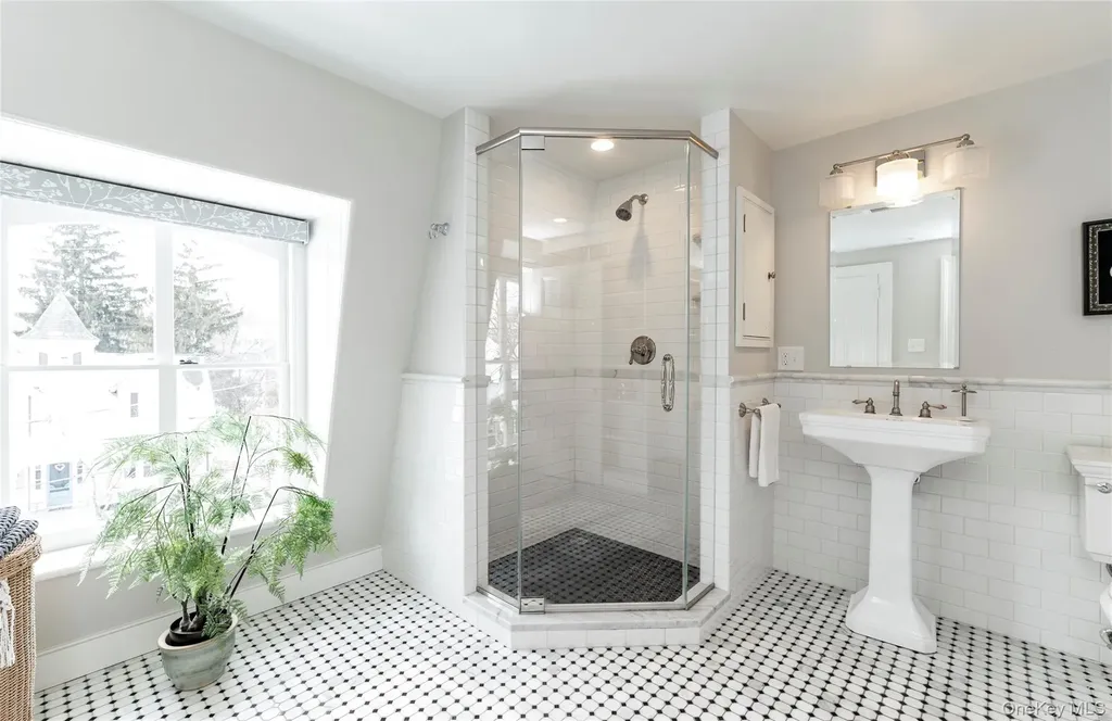 32 Tallman Avenue Nyack NY 10960