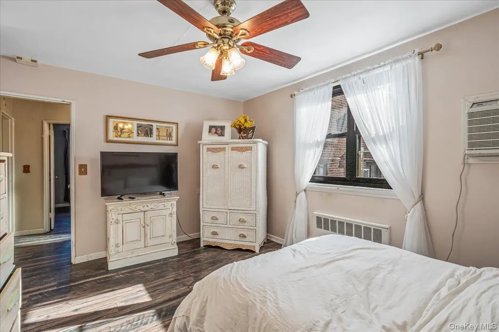 242-68 Horace Harding Expressway Douglaston NY 11362