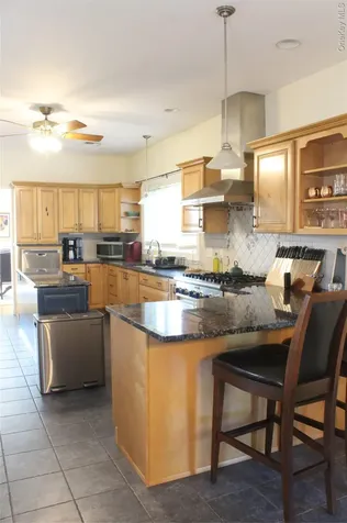 12 Neveles Pride Court Pine Bush NY 12566
