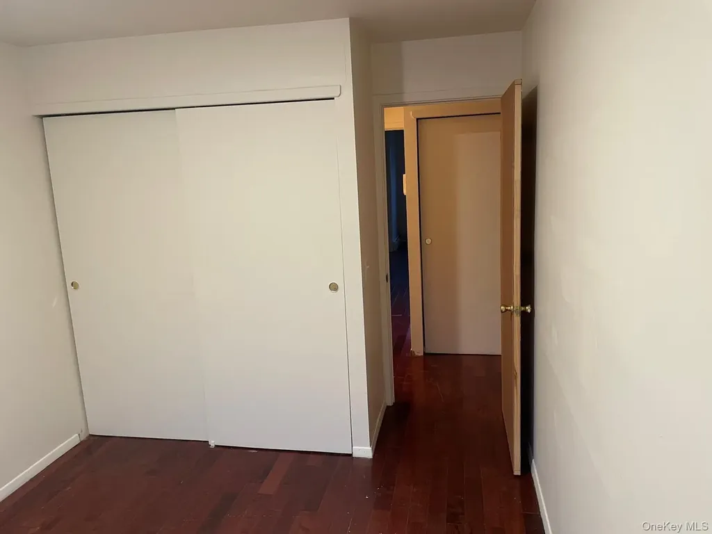 7 Dune Court Bronx NY 10473