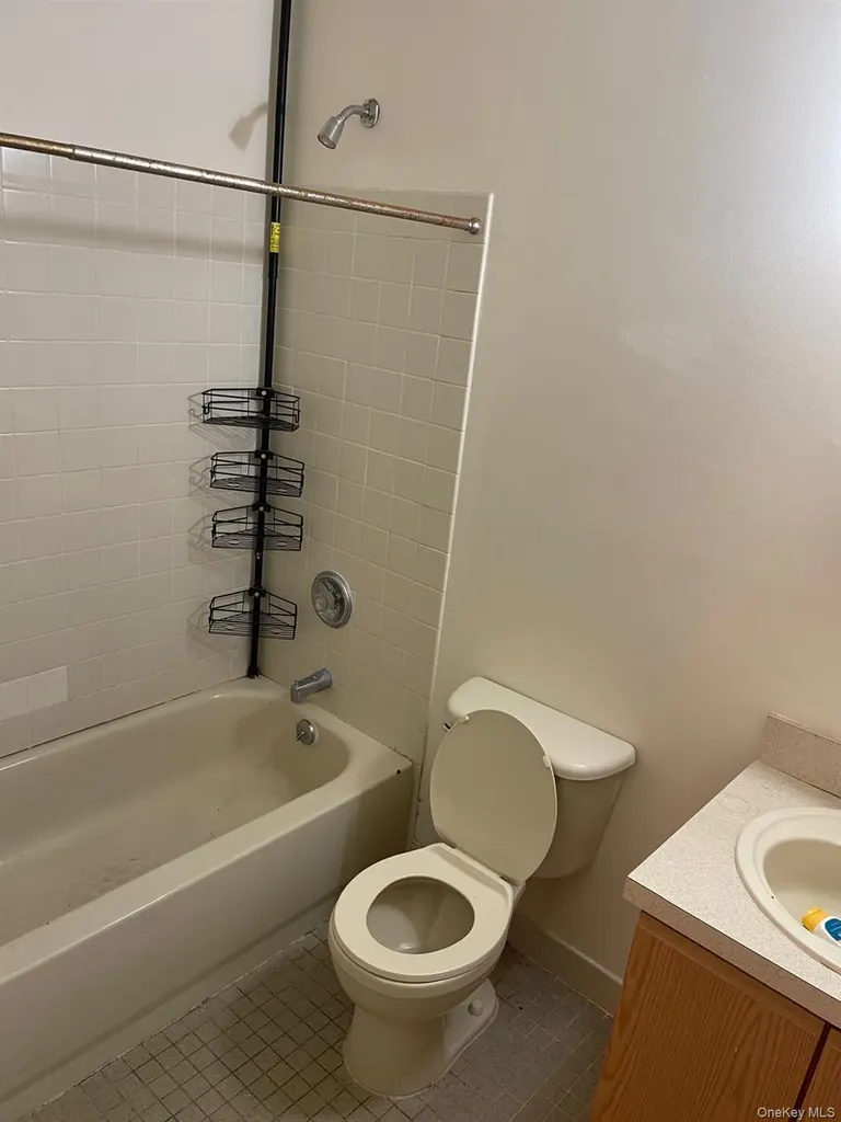 7 Dune Court Bronx NY 10473