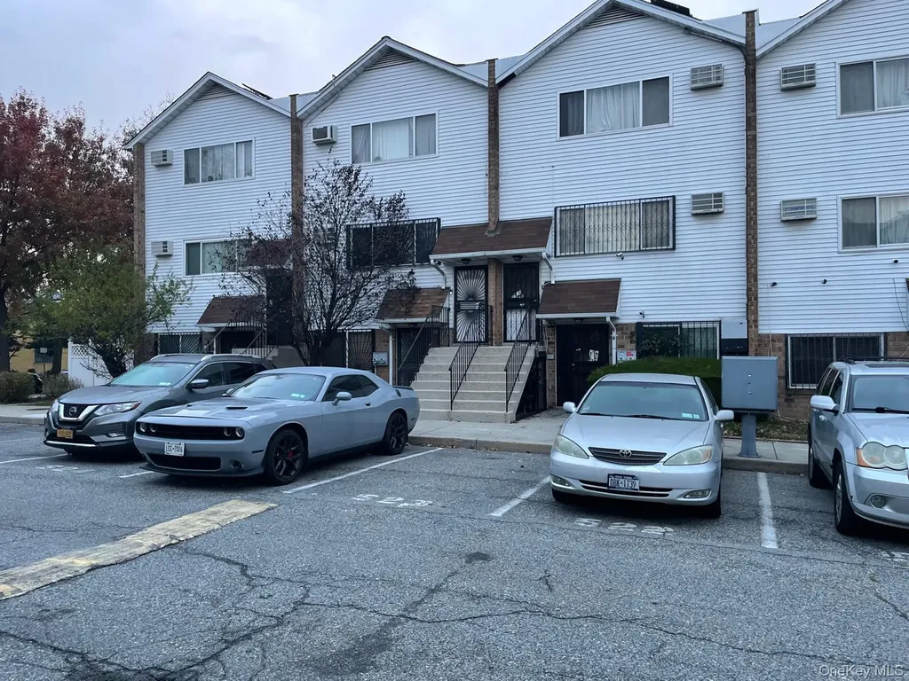 7 Dune Court Bronx NY 10473