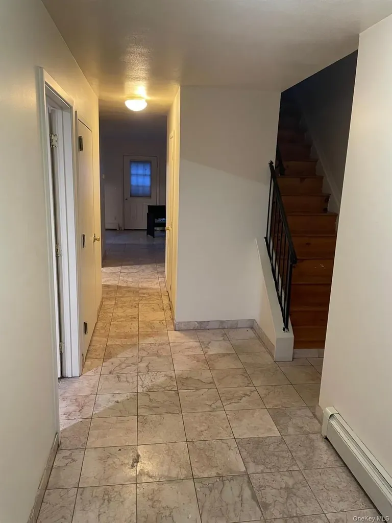 7 Dune Court Bronx NY 10473