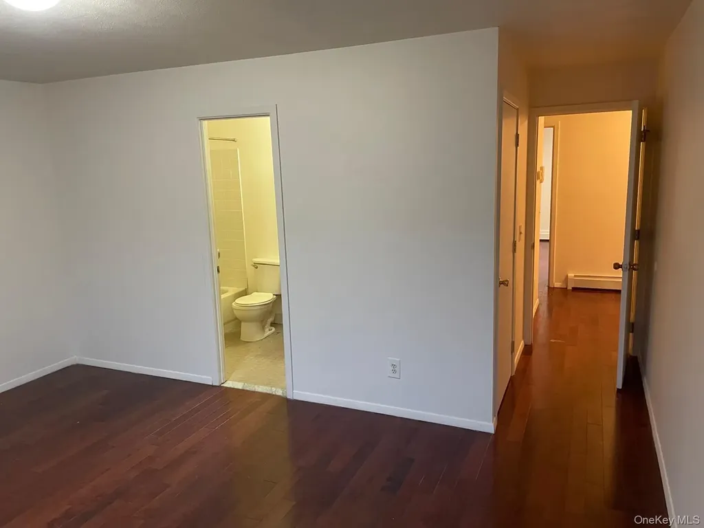 7 Dune Court Bronx NY 10473