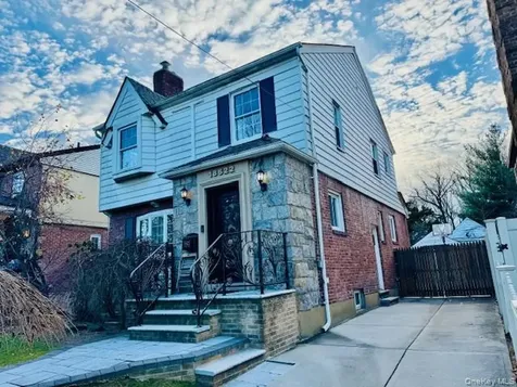 186-22 Avon Road Jamaica Estates NY 11432