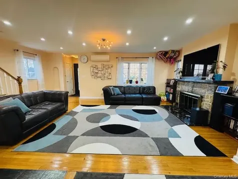 186-22 Avon Road Jamaica Estates NY 11432