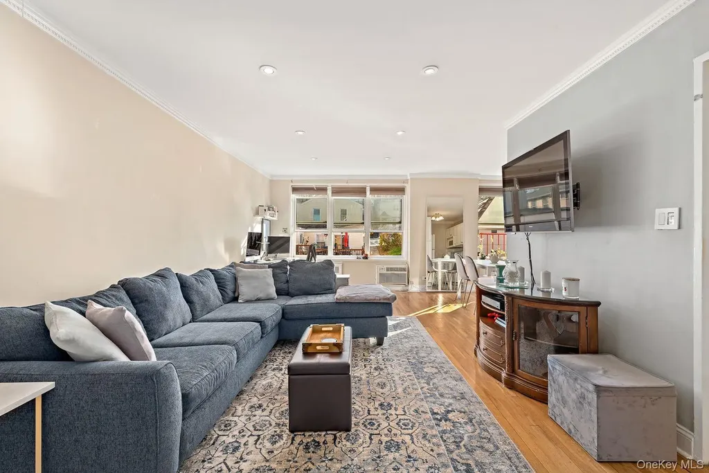 5730 Mosholu Avenue Bronx NY 10471