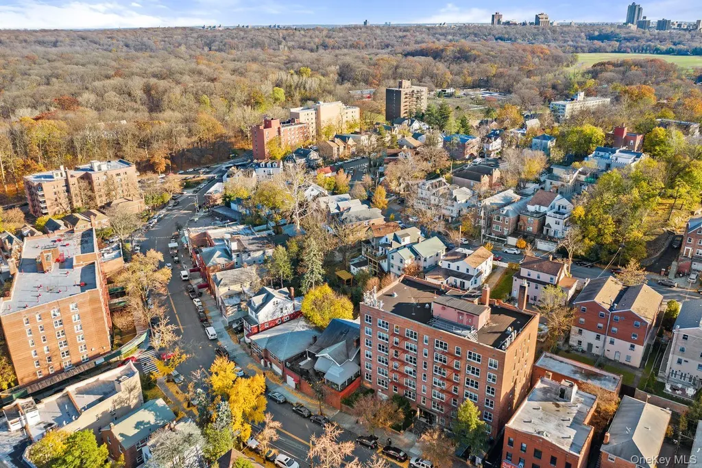 5730 Mosholu Avenue Bronx NY 10471