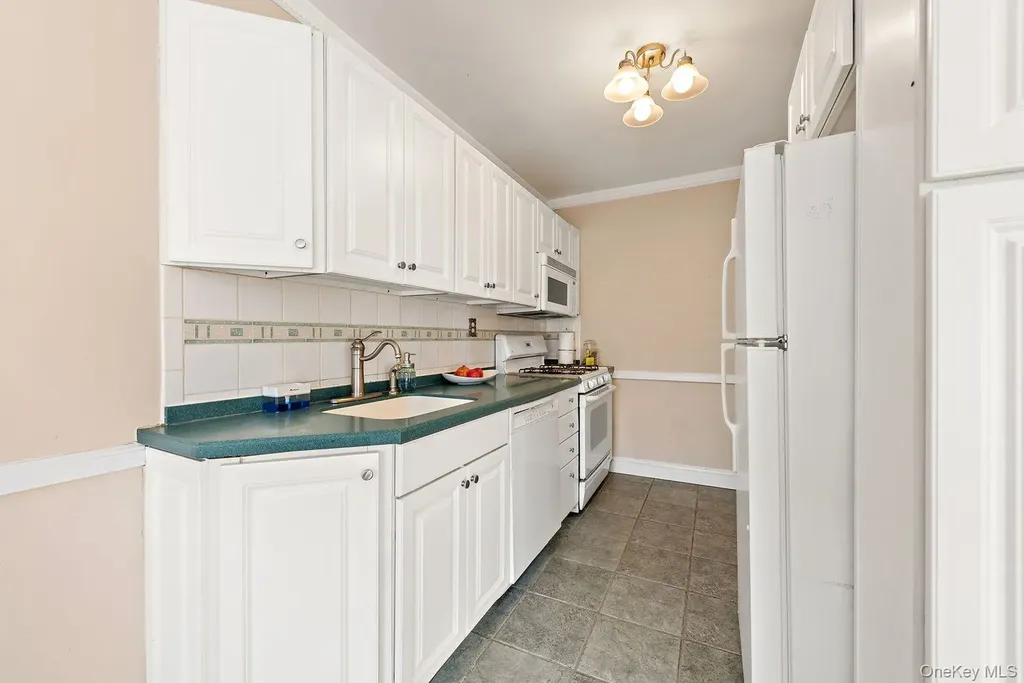 5730 Mosholu Avenue Bronx NY 10471