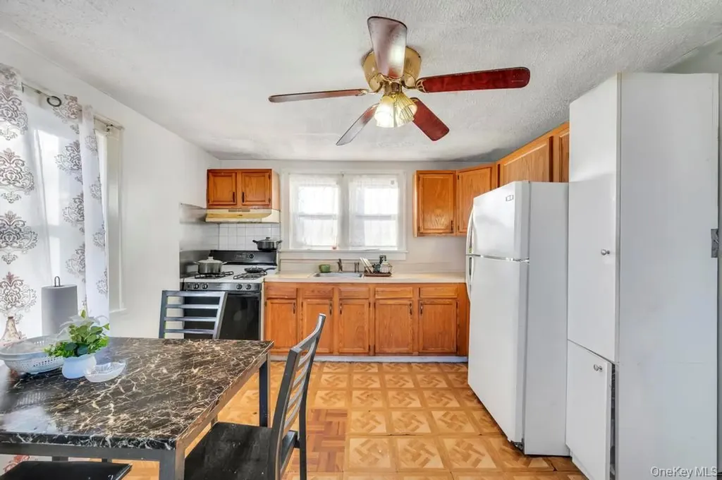 46 Peters Avenue Hempstead NY 11550