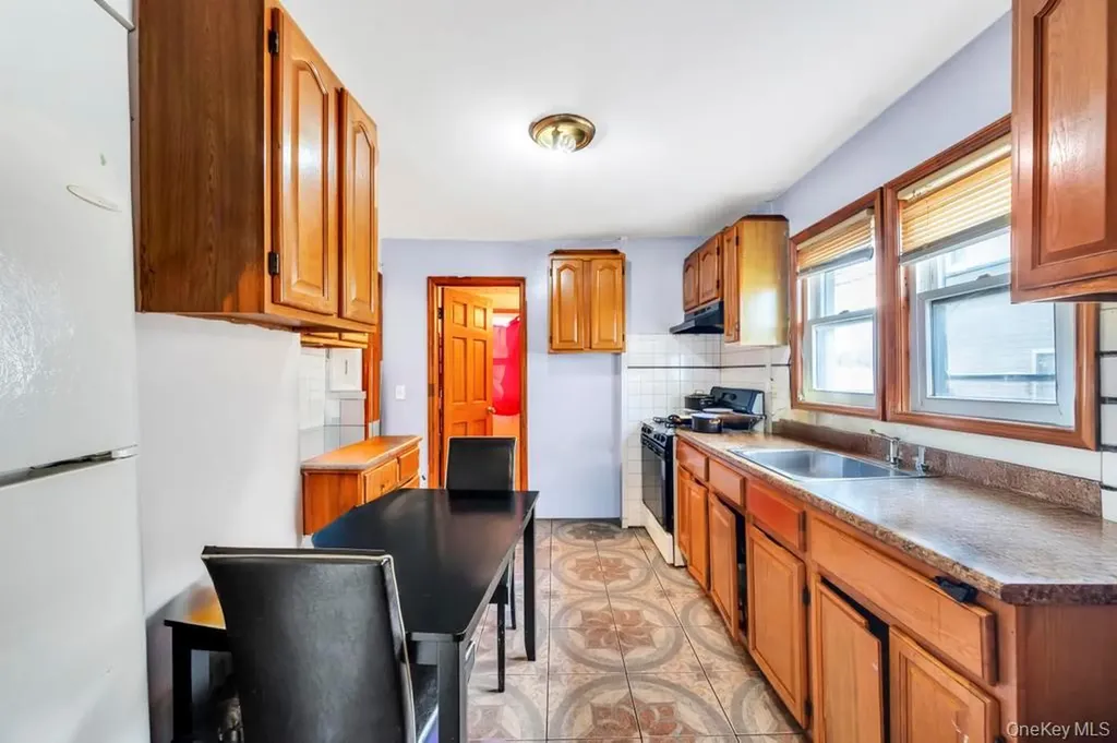 46 Peters Avenue Hempstead NY 11550