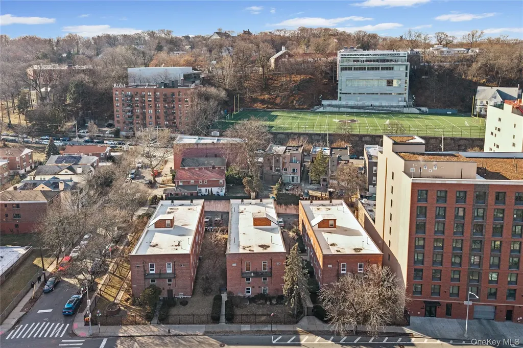 6291 Broadway Bronx NY 10471