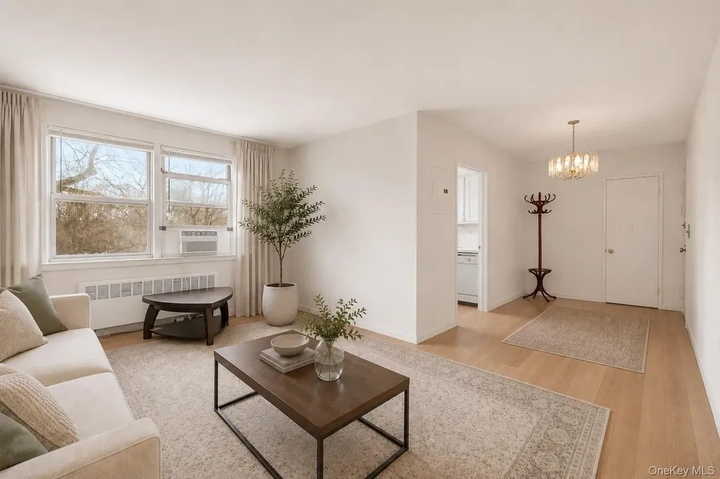 4 Bryant Crescent White Plains NY 10605