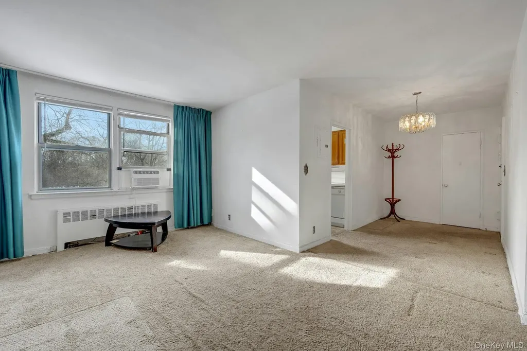4 Bryant Crescent White Plains NY 10605